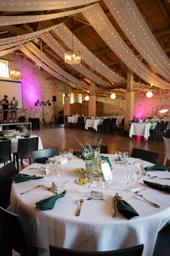 Ciel étoilé mariage guirlandes lumineuses décoration événement 17