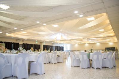 Ciel étoilé mariage guirlandes lumineuses décoration événement 30