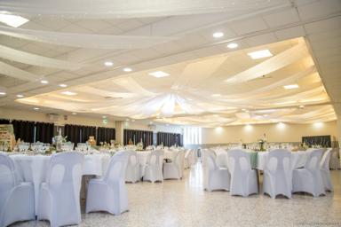 Ciel étoilé mariage guirlandes lumineuses décoration événement 30