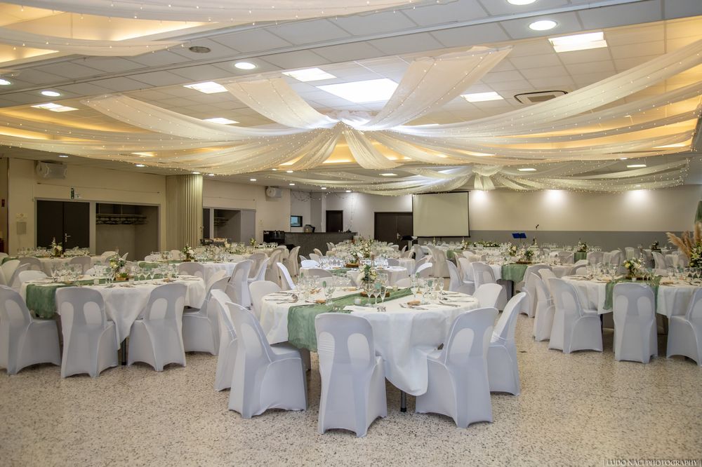 Ciel étoilé mariage guirlandes lumineuses décoration événement 31