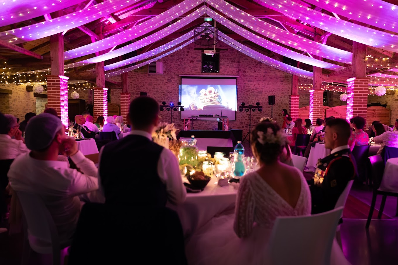 Dîner de mariage sous les étoiles