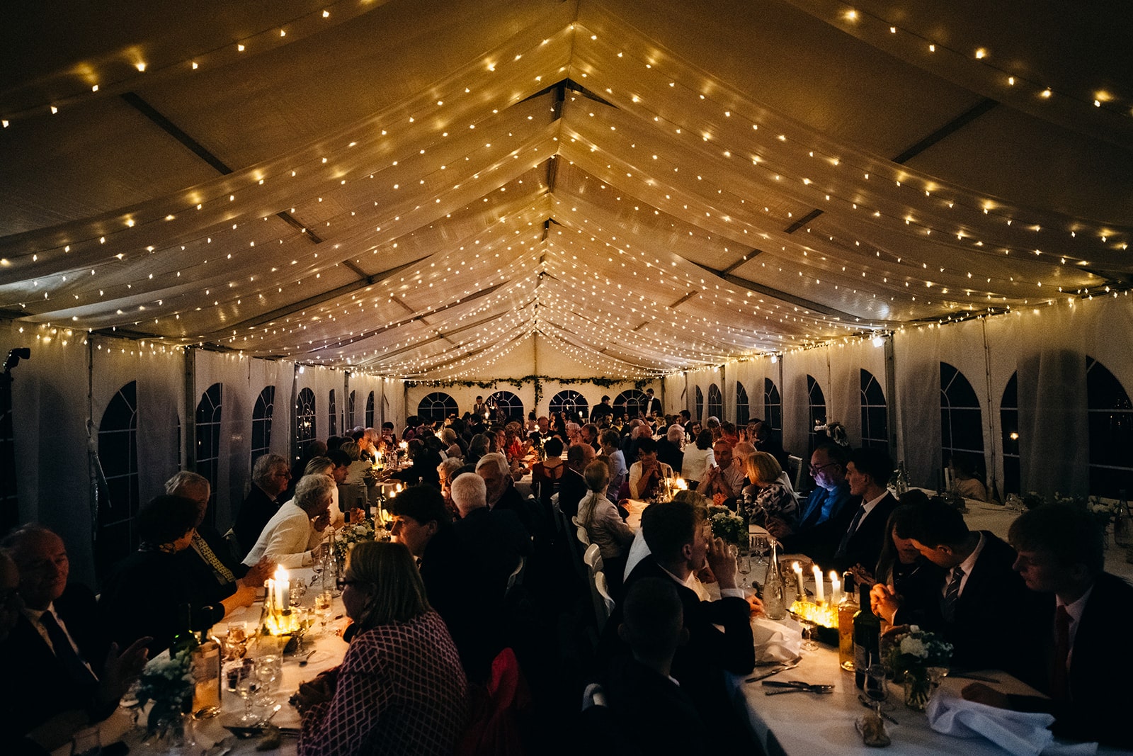 Ciel étoilé mariage guirlandes lumineuses installation décoration événement location